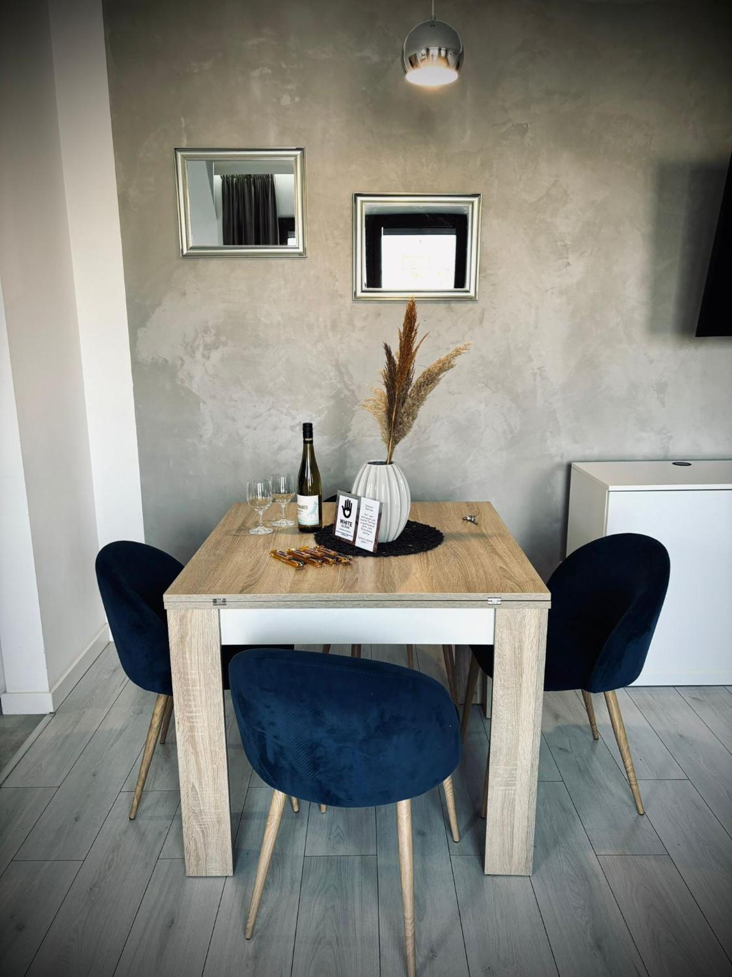 Apartament White Glove Bilitewskiego Ольштын Экстерьер фото